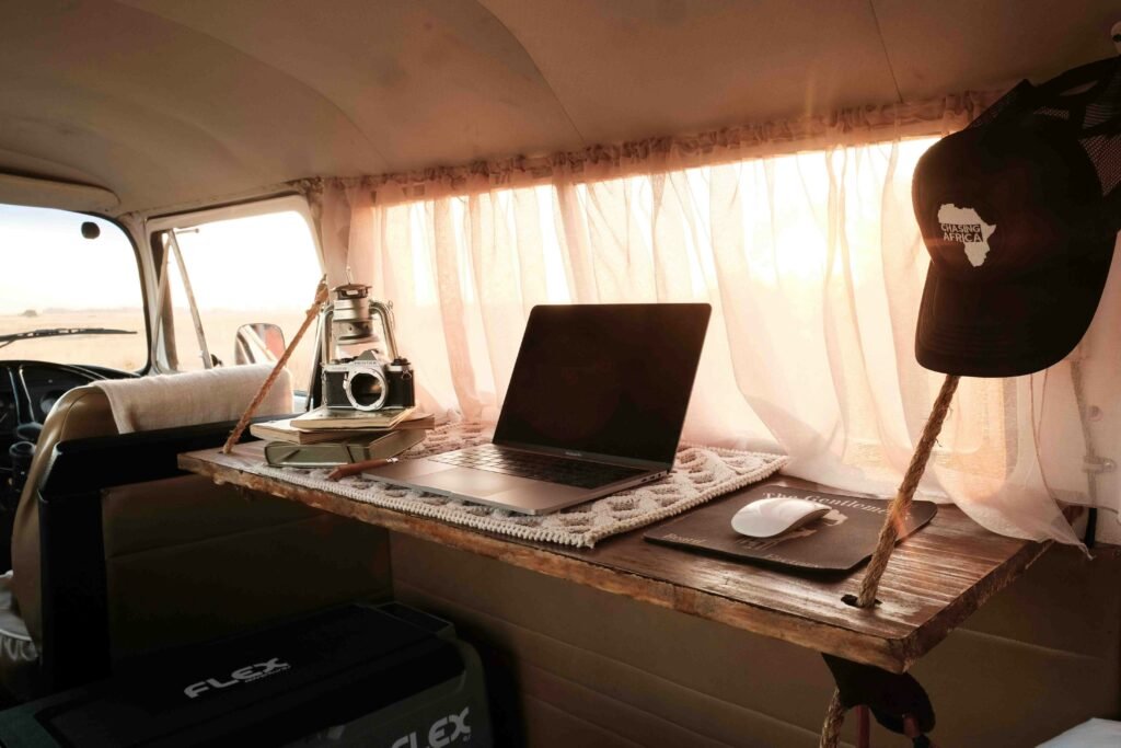 Internet camper