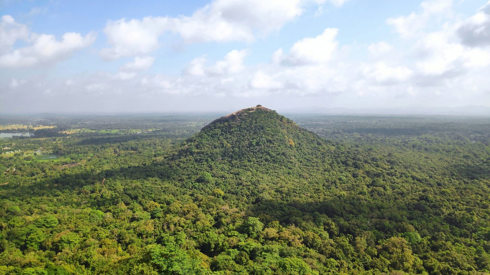 Pidurangala Rock Sigiriya